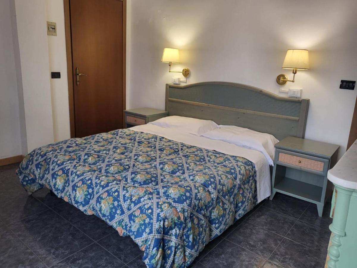 Villa Rosa Loano Zewnętrze zdjęcie